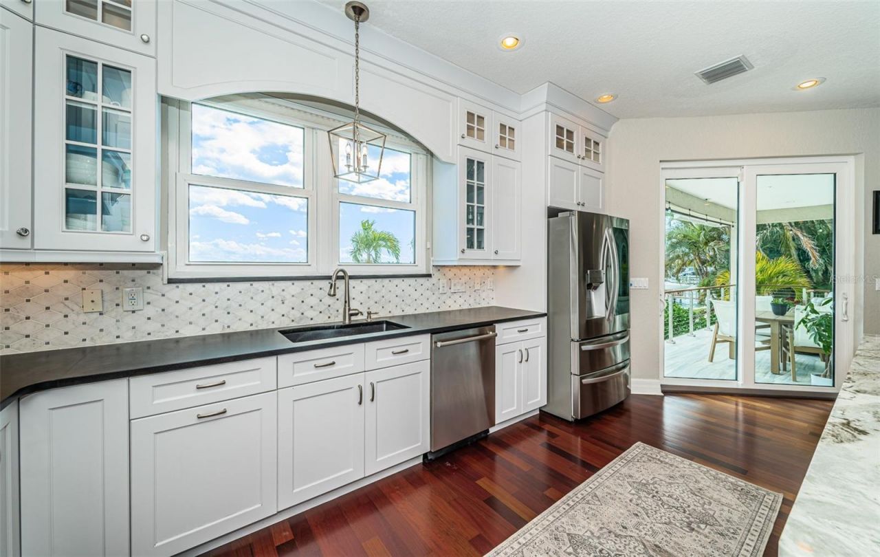 709 Harbor Drive, Belleair Beach, FL 33786 Photo