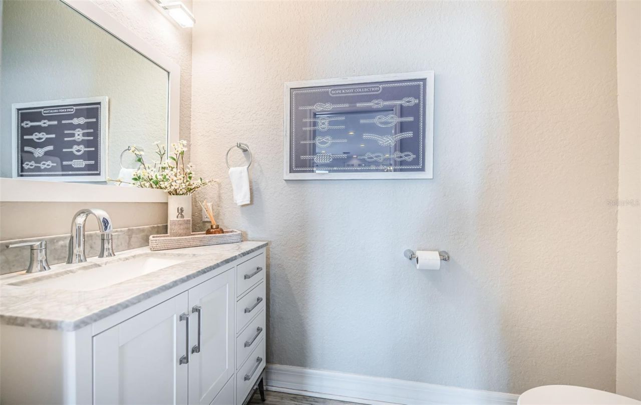 709 Harbor Drive, Belleair Beach, FL 33786 Photo