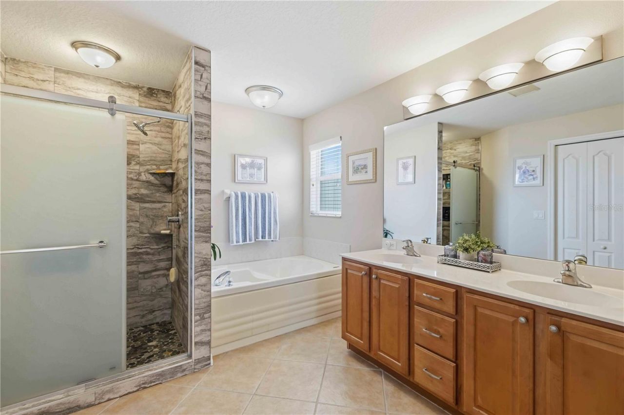 8725 Stone Harbour Loop, Bradenton, FL 34212 Photo