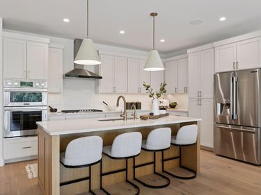 5624 Buffington Lane, Tonka Bay, MN 55331