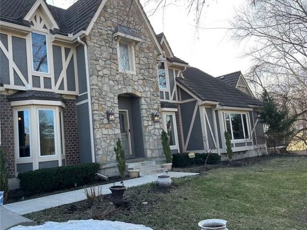 21215 W 106th Street, Olathe, KS 66061