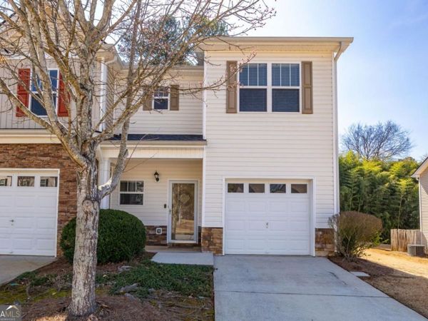 536 Oakside Place, Acworth, GA 30102