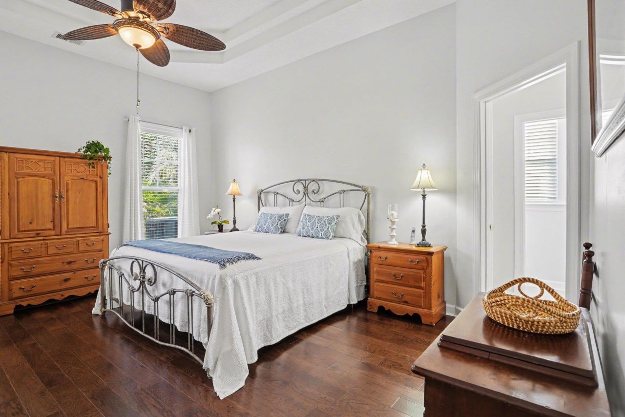 728 Camden Circle Photo 14