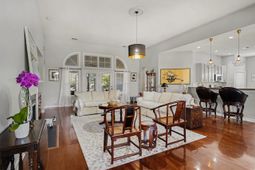 728 Camden Circle photo 4