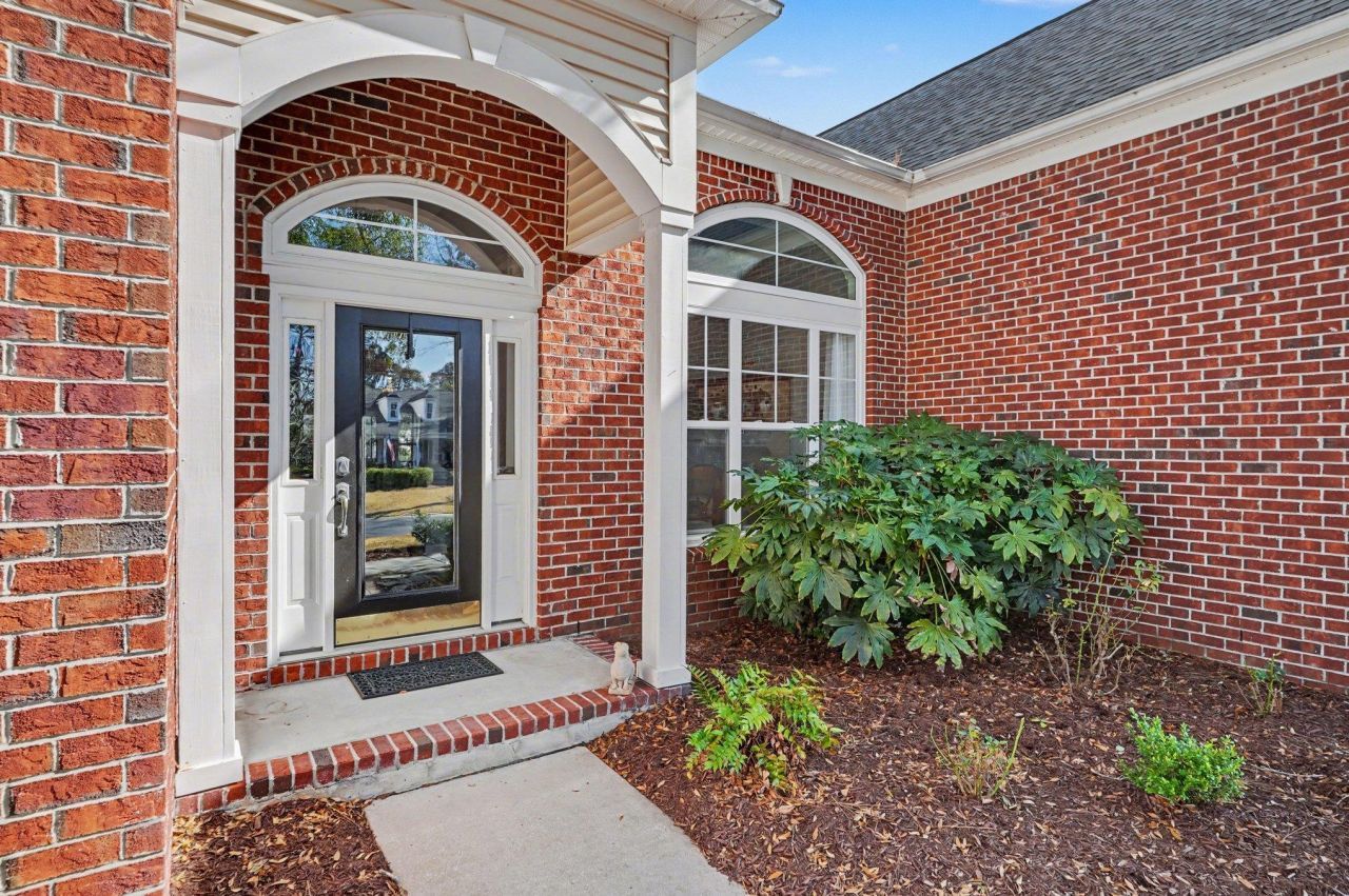 728 Camden Circle Photo 28