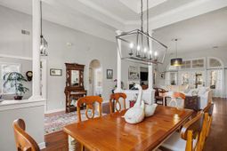 728 Camden Circle photo 4