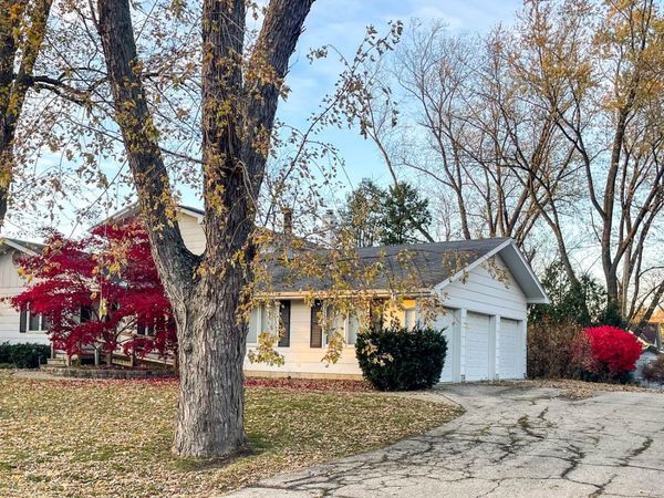 24920 73rd St, Paddock Lake, WI 53168