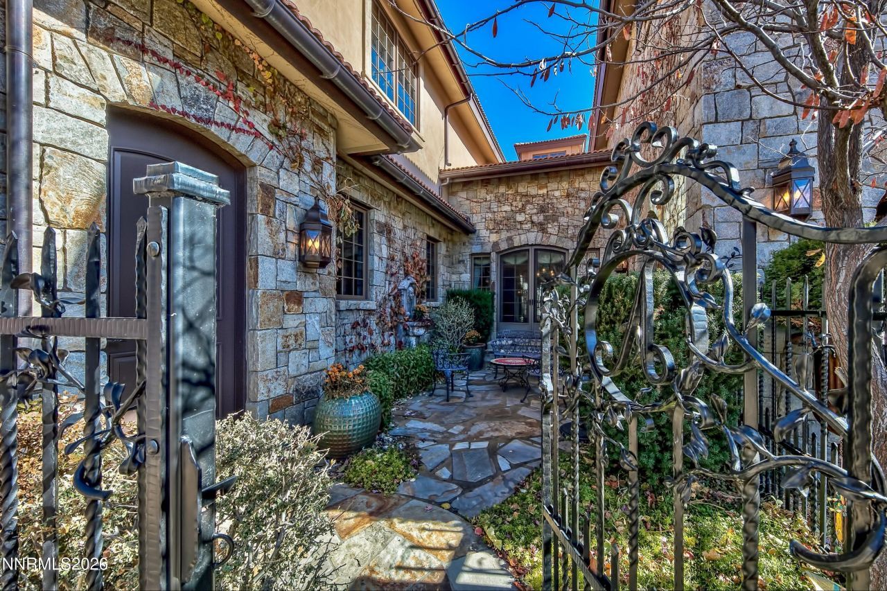 2501 Genoa Aspen Drive, Genoa, NV 89411 Photo