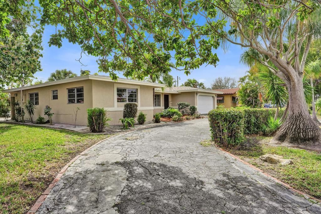 1004 SE 11th Street, Deerfield Beach, FL 33441 Photo