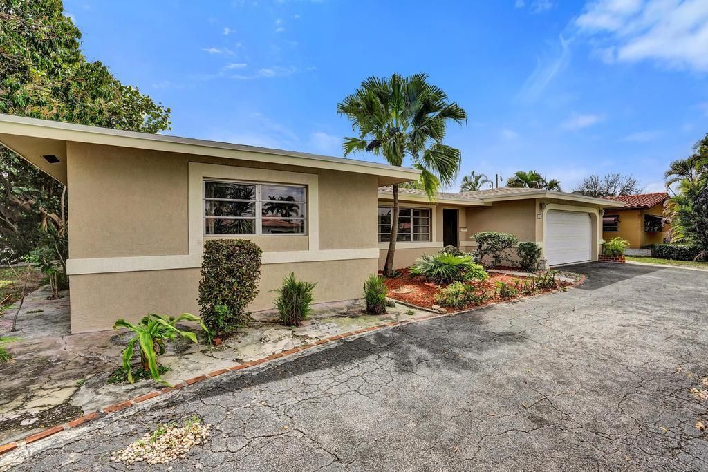 1004 SE 11th Street, Deerfield Beach, FL 33441 Photo