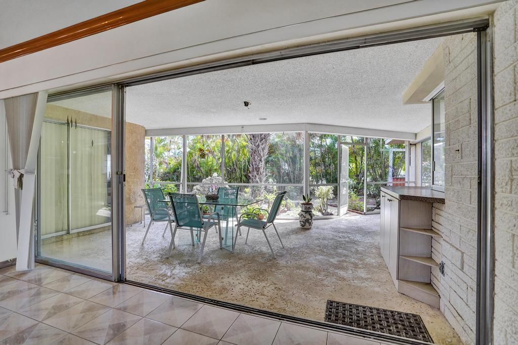 1004 SE 11th Street, Deerfield Beach, FL 33441 Photo