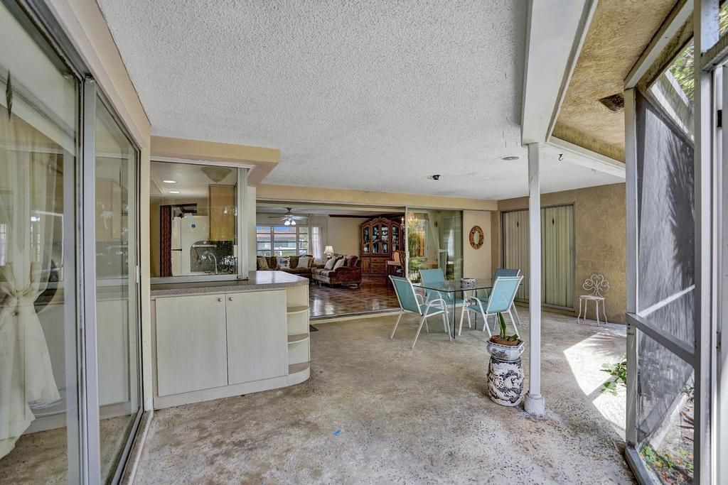 1004 SE 11th Street, Deerfield Beach, FL 33441 Photo