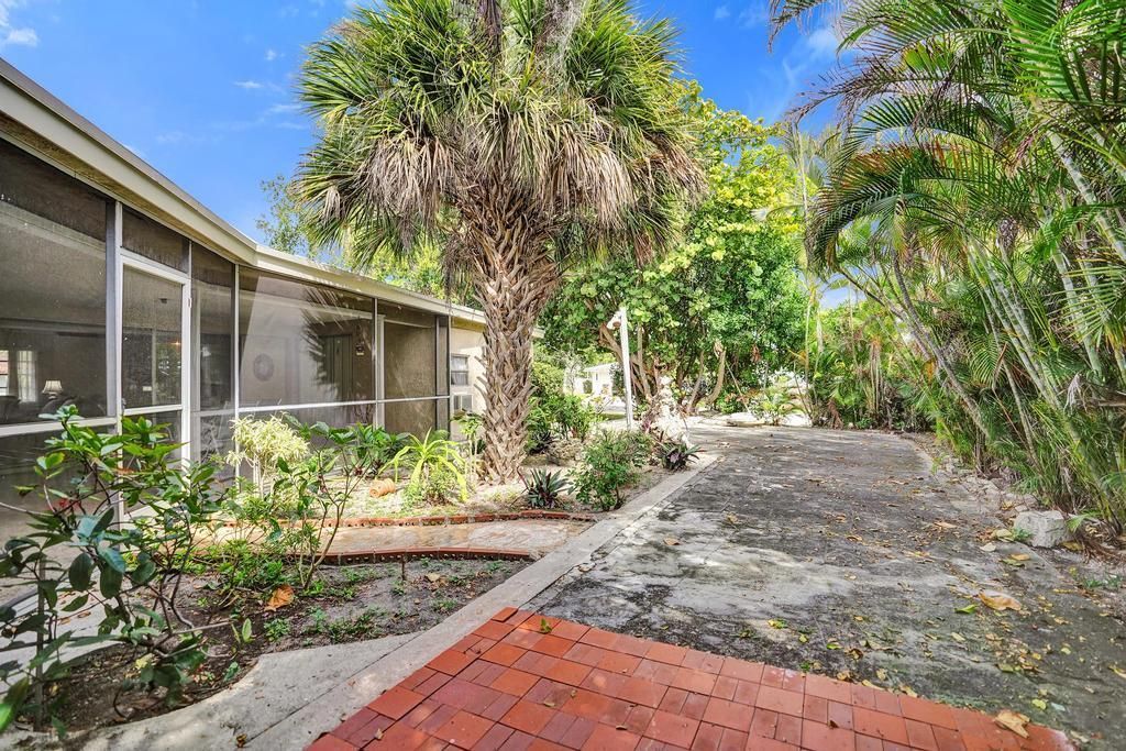 1004 SE 11th Street, Deerfield Beach, FL 33441 Photo