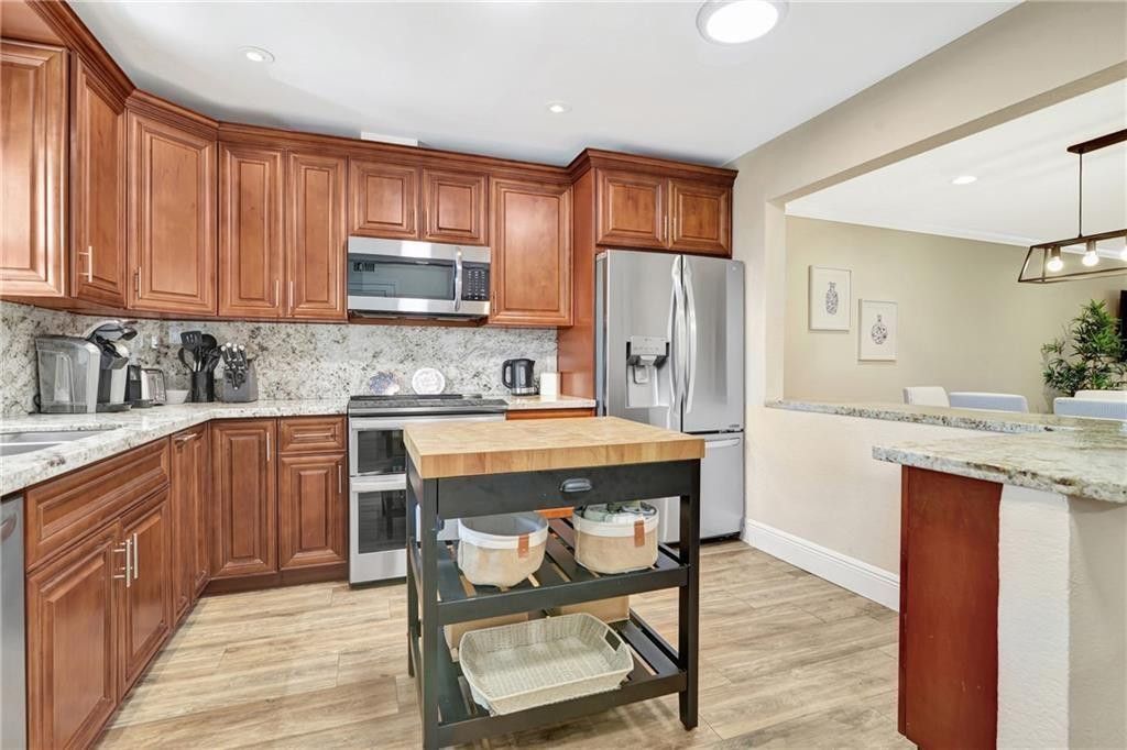 3201 NE 36th Street, Unit 17, Fort Lauderdale, FL 33308 Photo