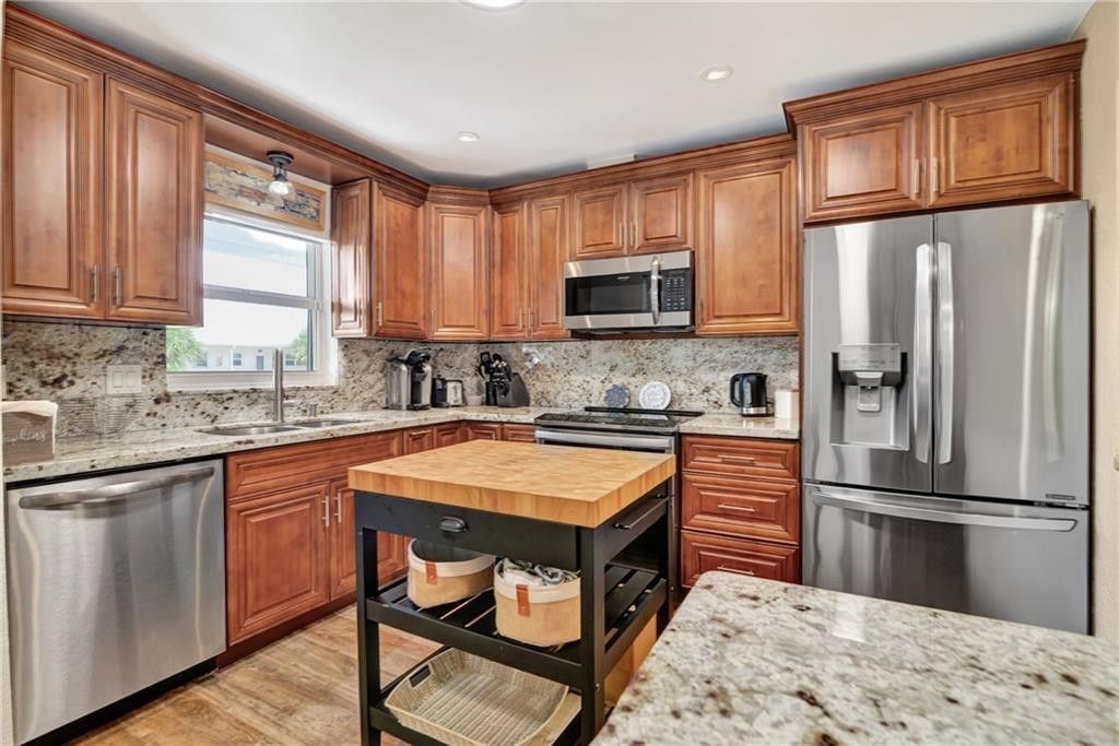 3201 NE 36th Street, Unit 17, Fort Lauderdale, FL 33308 Photo