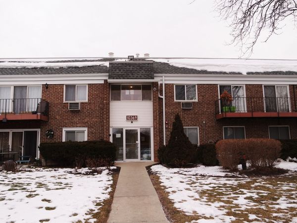 10369 DEARLOVE Road , Unit 2F, Glenview, IL 60025