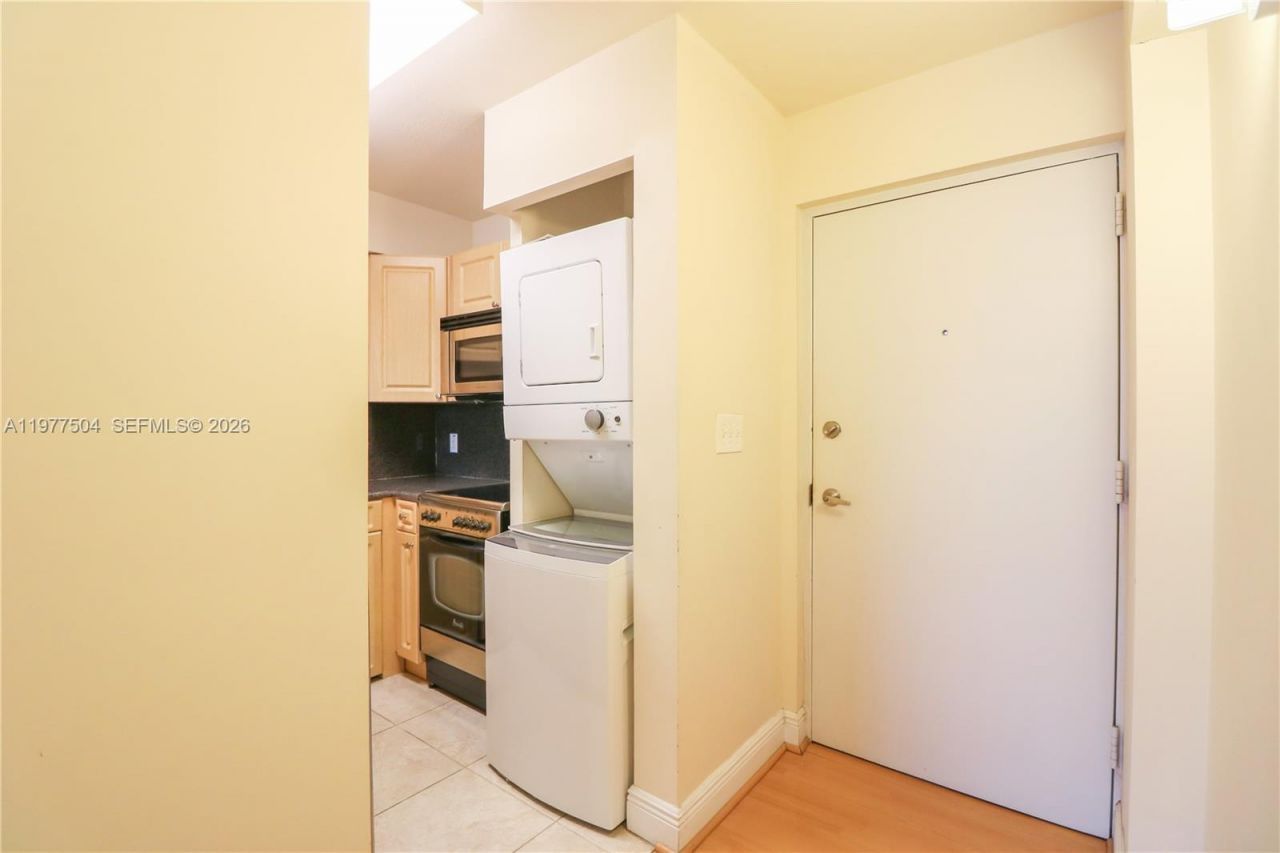 134 SW 7th Ave , Unit 403, Miami, FL 33130 Photo