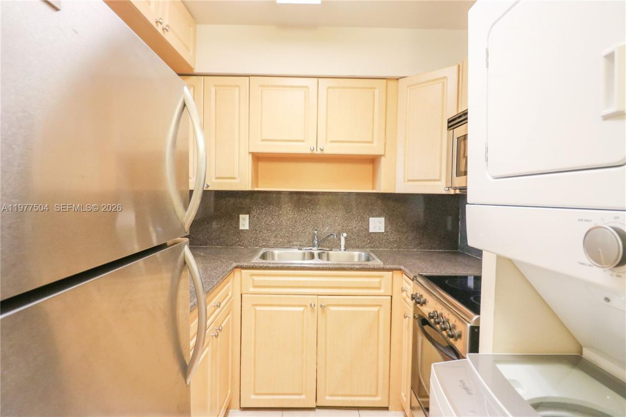 134 SW 7th Ave , Unit 403, Miami, FL 33130 Photo