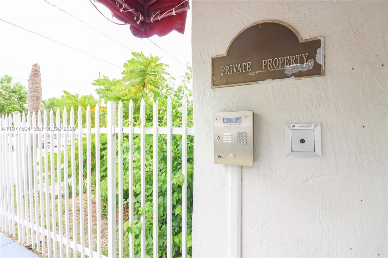 134 SW 7th Ave , Unit 403, Miami, FL 33130 Photo