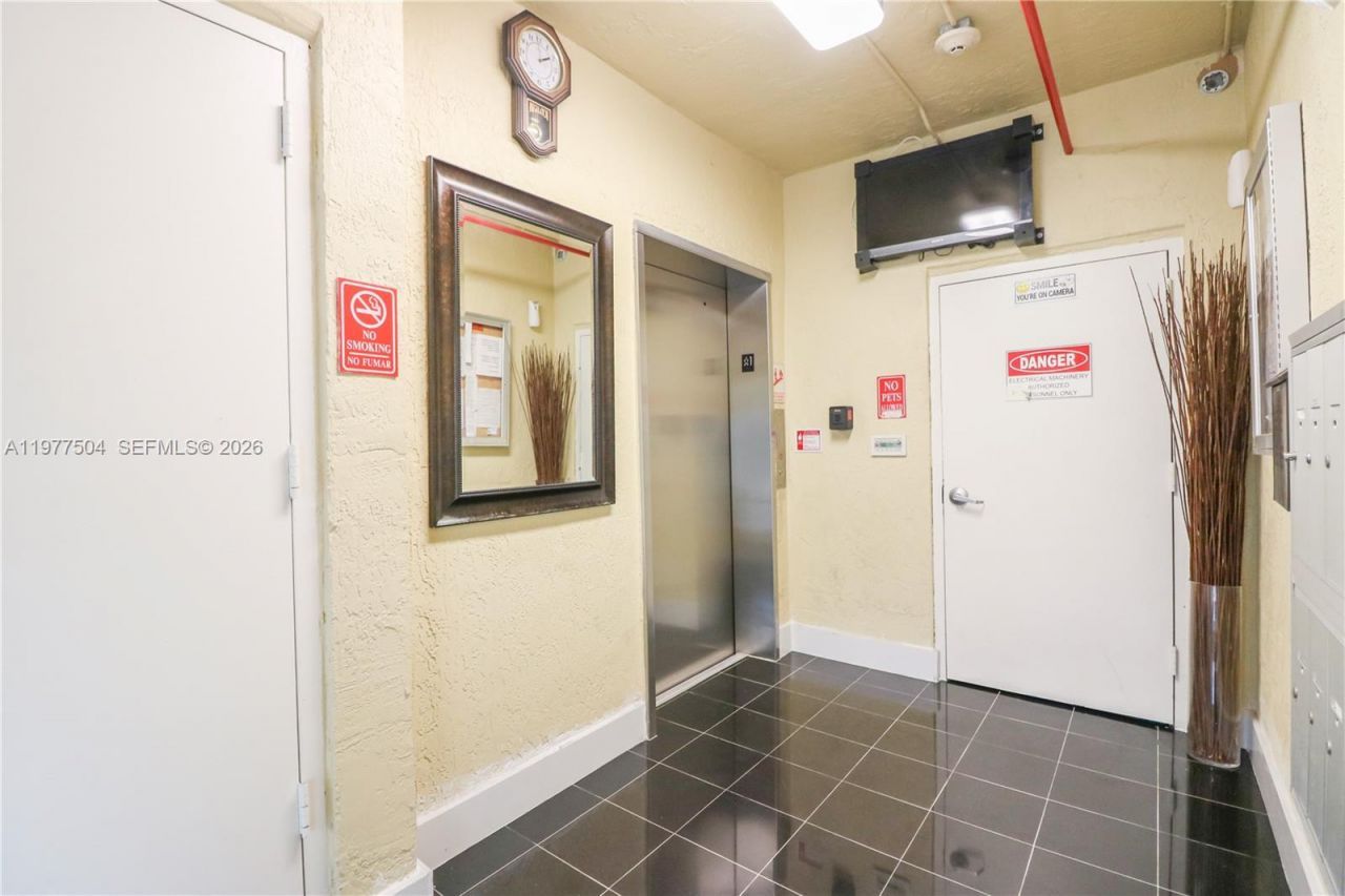 134 SW 7th Ave , Unit 403, Miami, FL 33130 Photo