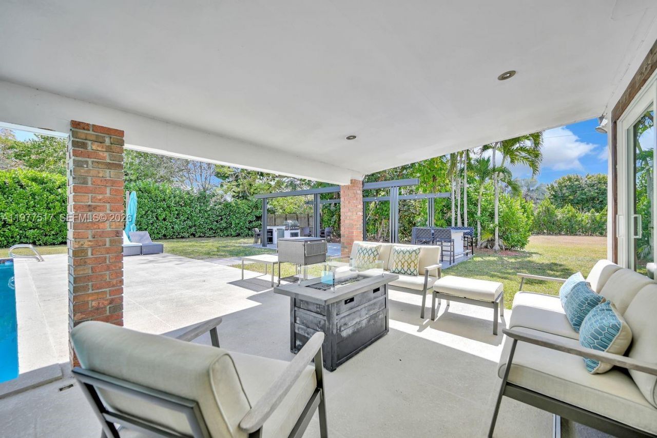 7700 SW 139th Ter , Palmetto Bay, FL 33158 Photo