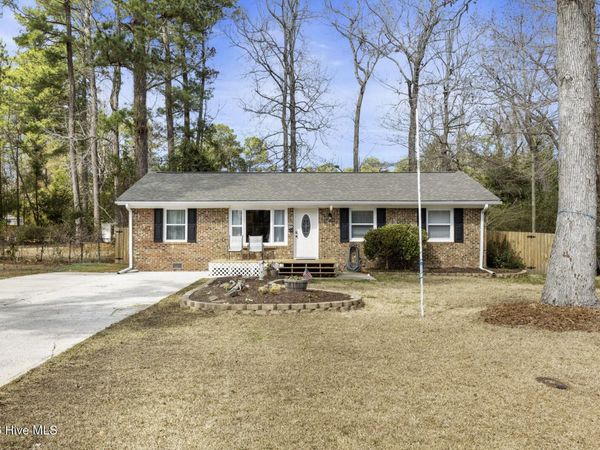 202 Pineview Street, Havelock, NC 28532