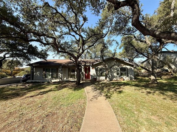 8402 Candelaria DR, Austin, TX 78737