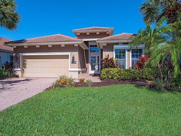 10322 Flat Stone LOOP, BONITA SPRINGS, FL 34135