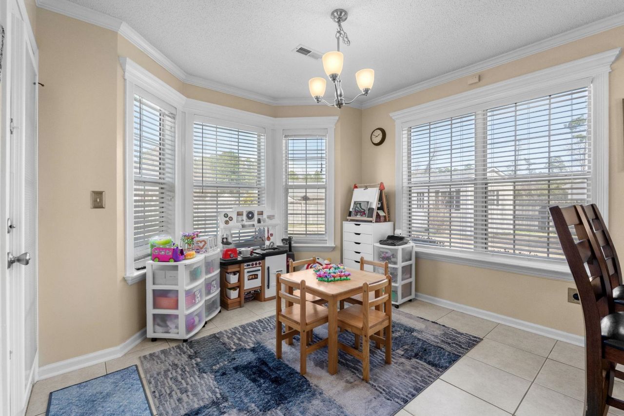 1008 Liriope Ln. Photo 11