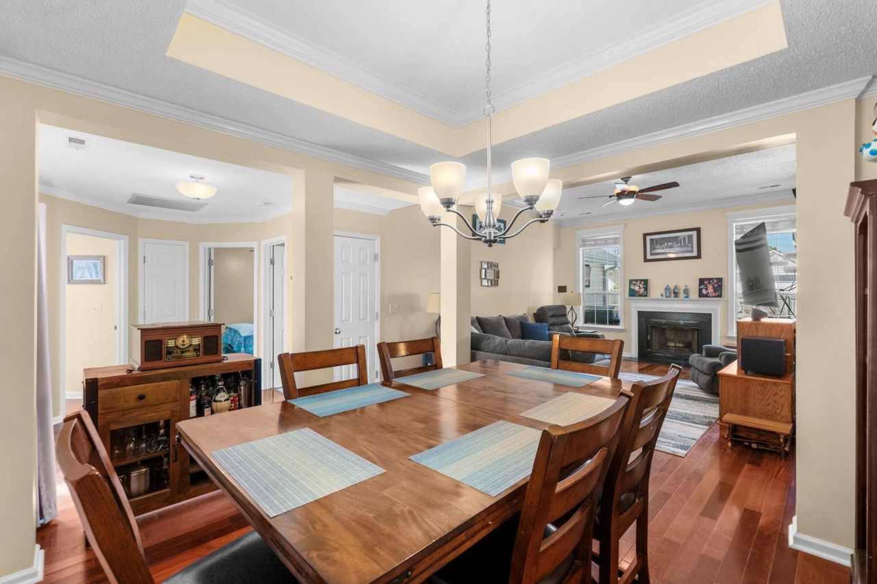 1008 Liriope Ln. Photo 16