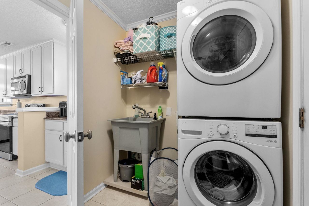 1008 Liriope Ln. Photo 27