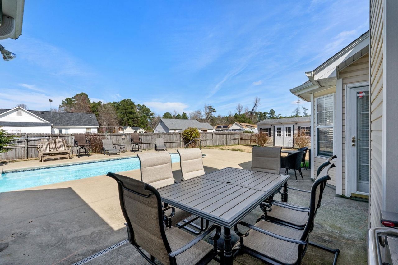 1008 Liriope Ln. Photo 29