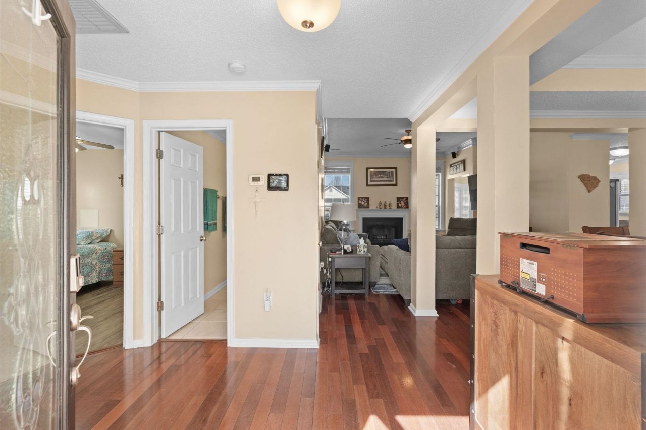 1008 Liriope Ln. Photo 4