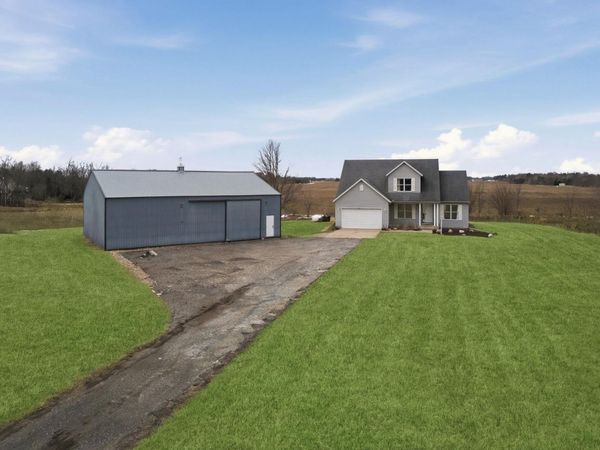 3812 N 600 E, Rolling Prairie, IN 46371