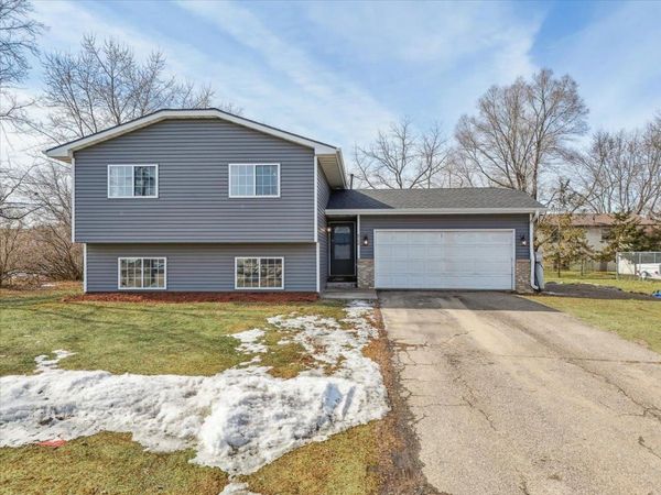 8768 Moorhouse Avenue, Clear Lake, MN 55319