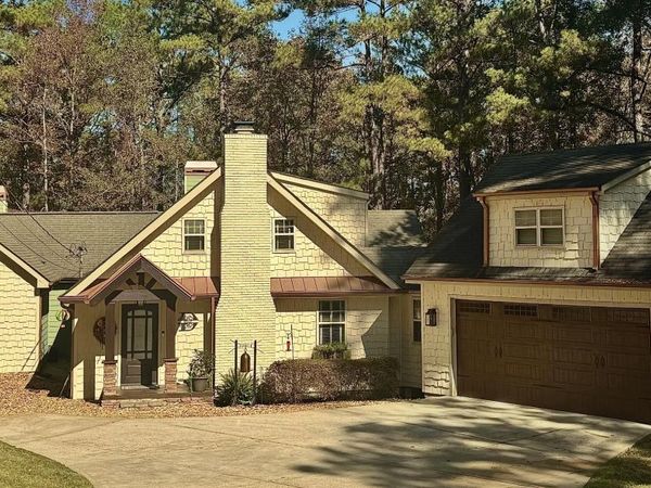 4 Grayson Point, Hogansville, GA 30230