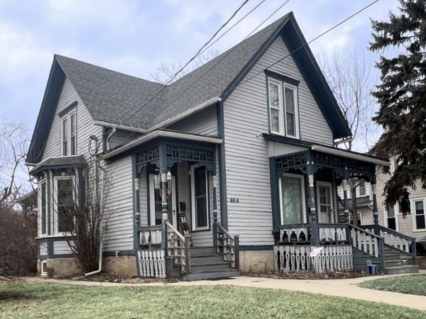 462 Ashland Avenue , Elgin, IL 60123