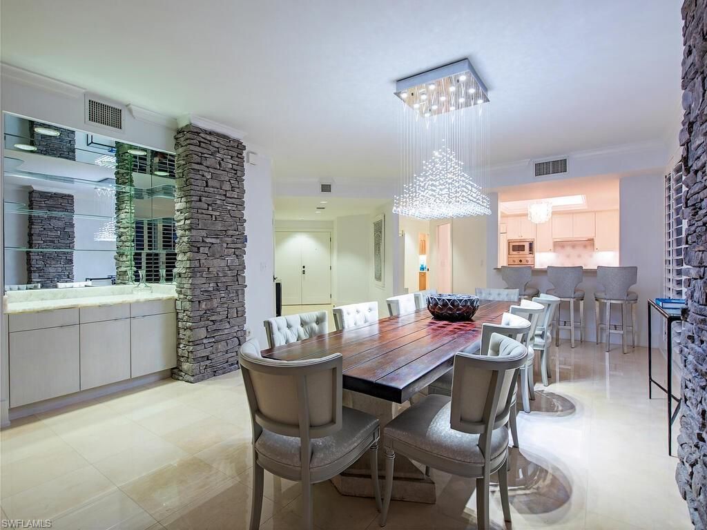 9811 Gulf Shore Dr, Unit 101, Naples, FL 34108 Photo