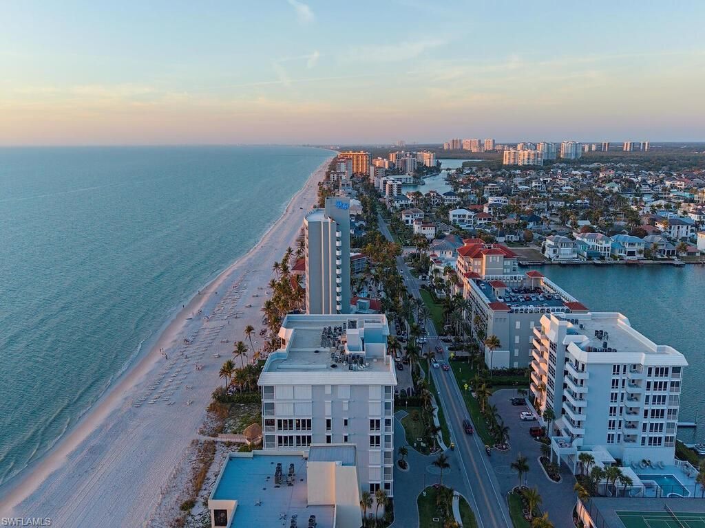 9811 Gulf Shore Dr, Unit 101, Naples, FL 34108 Photo