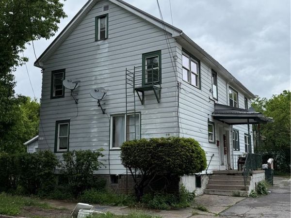 180 Norran Drive , Rochester, NY 14609