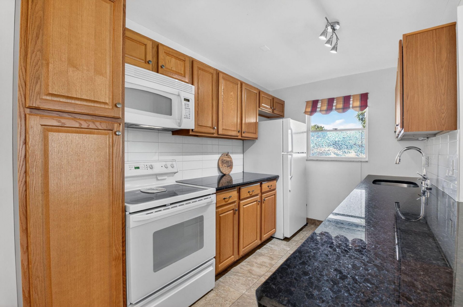 787 High Point Drive West, Unit A, Delray Beach, FL 33445 Photo