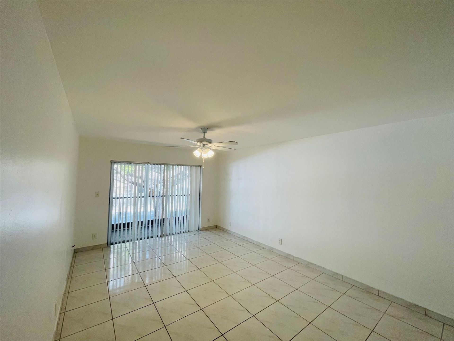 4155 NW 90th Avenue, Unit 201, Coral Springs, FL 33065 Photo