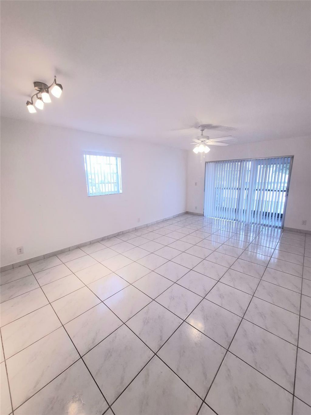 4155 NW 90th Avenue, Unit 201, Coral Springs, FL 33065 Photo