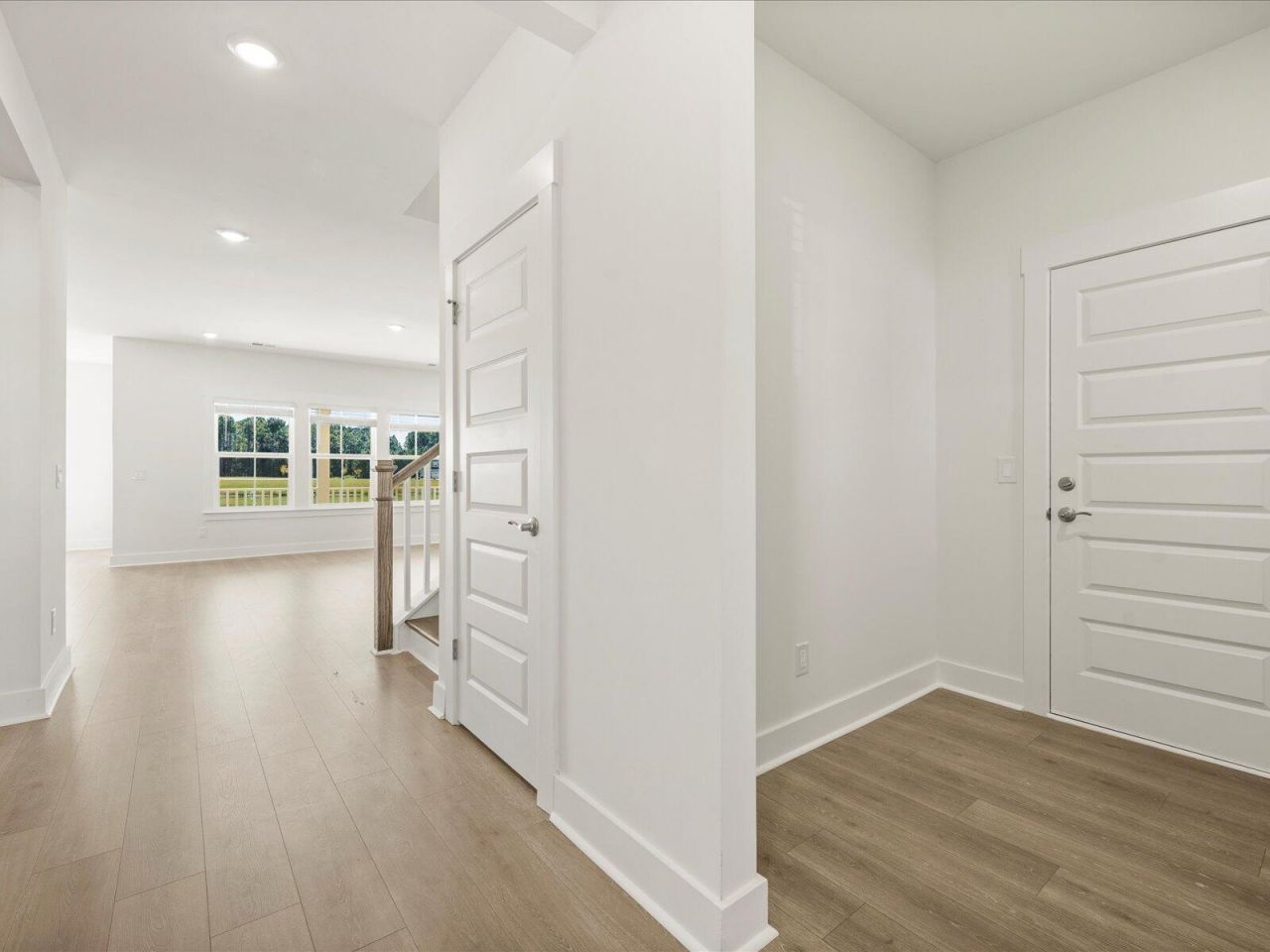 403 Radiant Blue Way Photo 7