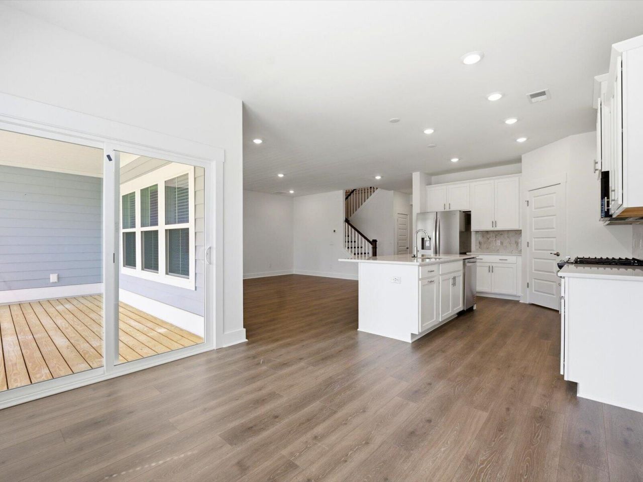 403 Radiant Blue Way Photo 8