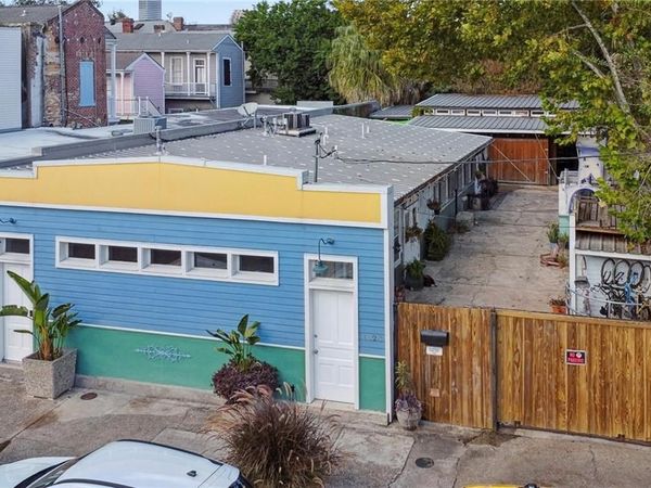 1023 RACE Street, New Orleans, LA 70130