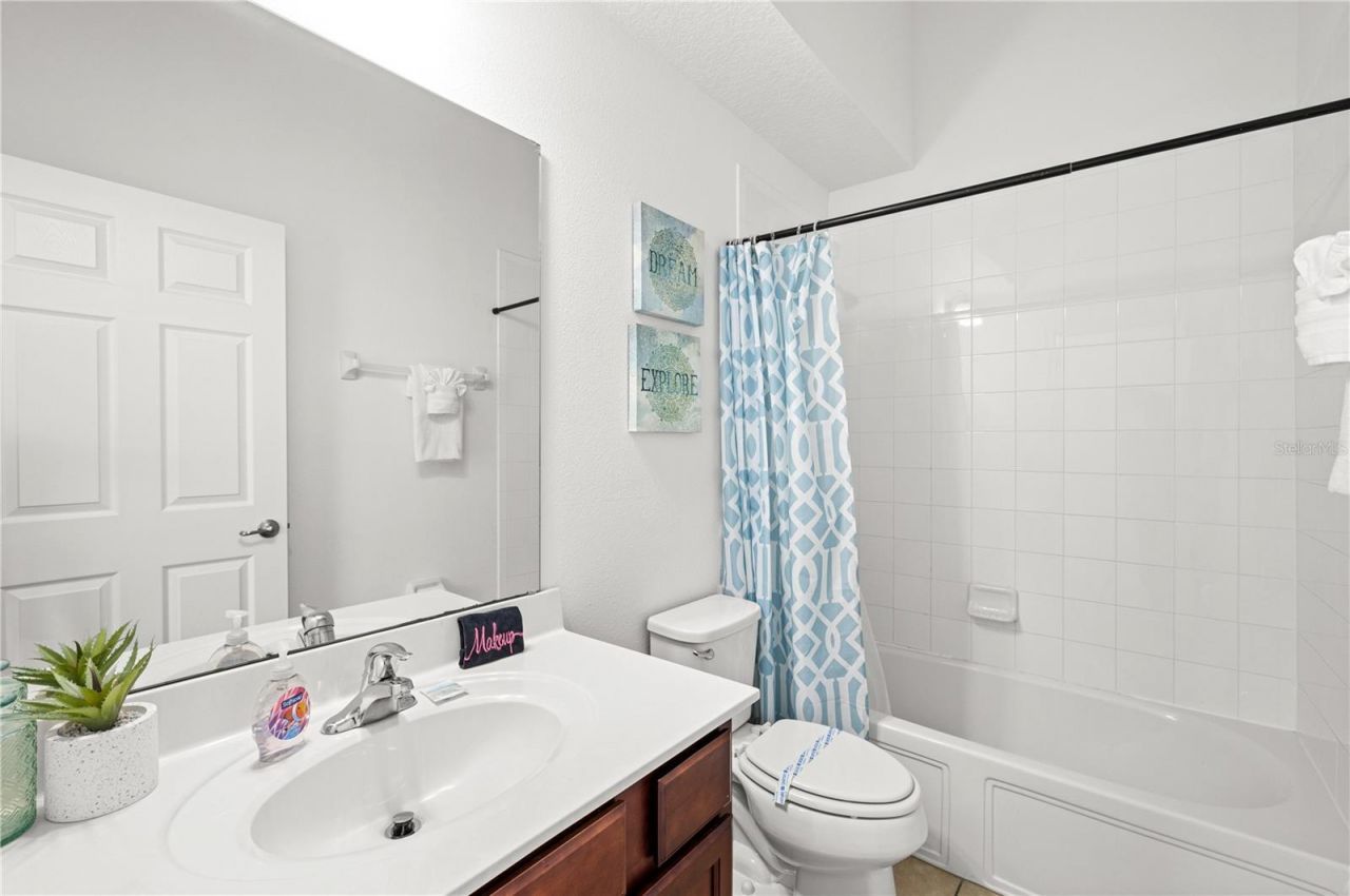 410 Viola Drive, Davenport, FL 33837 Photo