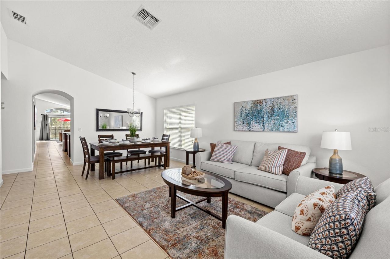 410 Viola Drive, Davenport, FL 33837 Photo