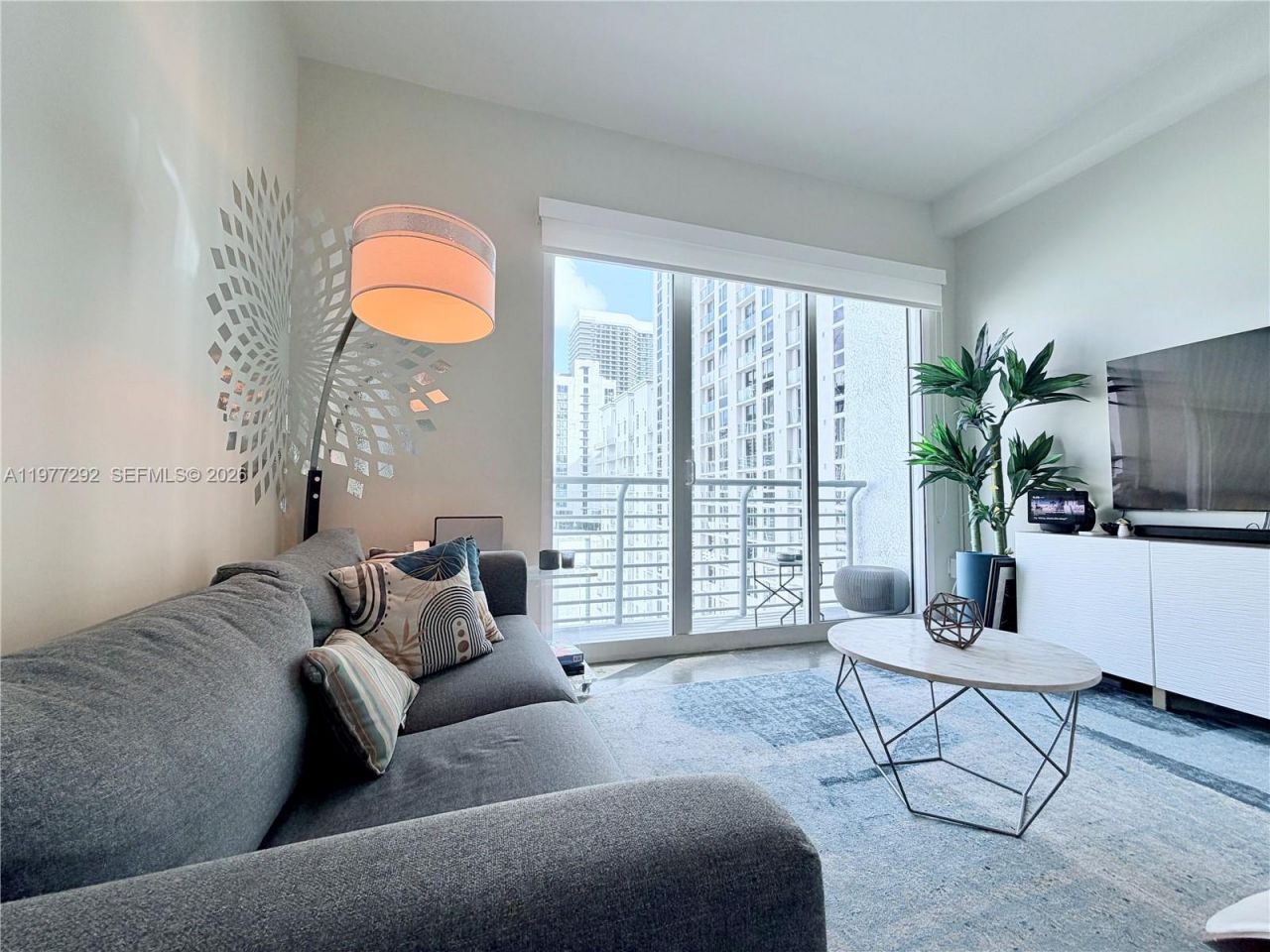 133 NE 2nd Ave , Unit 2009, Miami, FL 33132 Photo