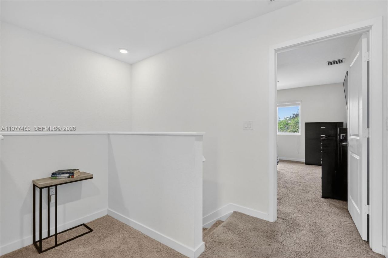 20868 NW 9th Path, Miami Gardens, FL 33169 Photo